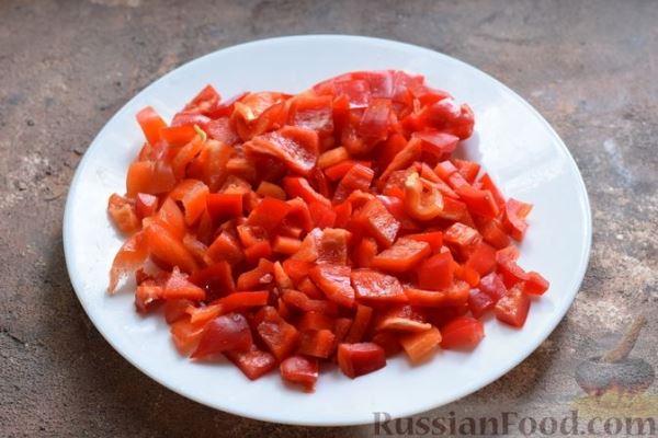 Закуска из кабачков, сладкого перца и лука в томатном соусе (на зиму)